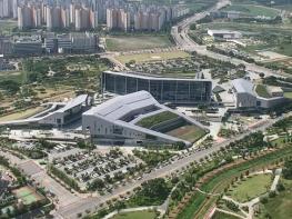 충남도 민선 30년, GRDP 104조·수출 8배 급증 기사 이미지